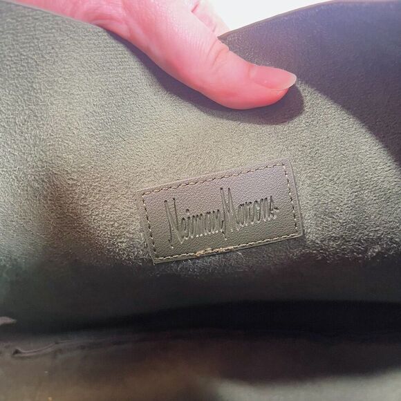 Neiman Marcus Vegetarian Leather Olive Green Hobo Bag Faux Leather Shoulder Bag - Picture 6 of 8